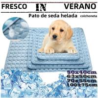 Alfombra De Enfriamiento Para Mascotas Tamaño Pequeño Para Perros Y Gatos Suela De Seda Húmeda Resistente a La Humedad Colchón Frío Para Animal De Compañía 5 Tamaños Disponibles - details 0