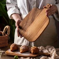 Tablero De Cortar De Madera Con Mano Para Pescado Queso Pan Postres Frutas Y Verduras Diseño Estilizado Duradero Y Seguro Para Alimentos - details 4