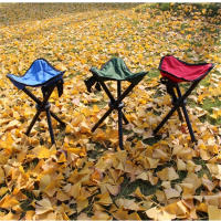 Silla De Playa Triangular Plegable Portátil 1PC Ultraligera Para Camping Pesca Picnic Multifuncional Silla De Estilo Moderno De Plástico - details 1