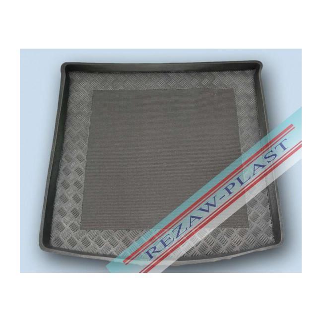 Cubre Maletero PE Mitsubishi OUTLANDER III con juego de herramientas en el maletero 5 Y 7 pasajeros (tercera fila de asientos plegada) 2012-2021 Mitsubishi OUTLANDER III con un piso del maletero PHEV conjunto de herramientas, versión 4x4 (AWD)2014-2021