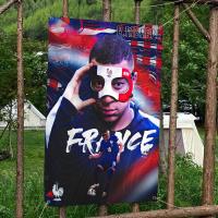 Bandeera De Pared Para Decoración Del Hogar Con Dibujo De Mbappe Superestrella Del Fútbol Flag Polyester Tamaño Variado - details 11