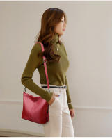 Nuevo bolso de mamá con borlas de primavera y verano, bolso bandolera de hombro versátil de estilo coreano, bolso tipo cubo de gran capacidad - details 4