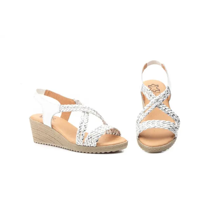 Sandalias JAM Modelo 3326 Blanco con Forro de Piel y Planta de Piel Piso Cuña y Tiras Trenzadas - 1