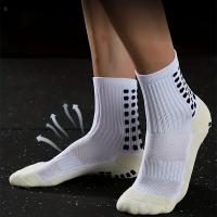 Calcetines De Fútbol Con Protección De Rodilla Para Hombres 2 Pares Antideslizantes Deportes Como Baloncesto Y Fútbol Talla Unica Ajuste Para 39-45 - details 9