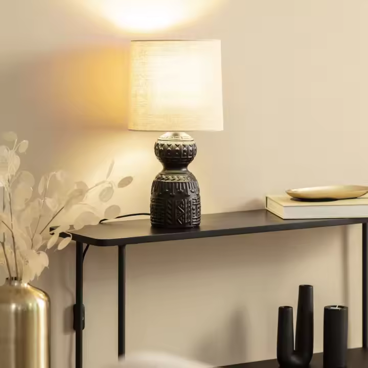 Ledkia Lámpara de Mesa Cerámica Hulun para Decoración étnica con Base Negra y Pantalla Beige - 1