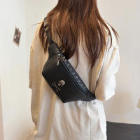 Bolso De Cintura Para Mujer Marca De Moda 2024 Nueva Bolsa De Pecho Para Teléfono Bolsa De Hombro Cruzada Unisex De Cuero Suave Estilo Clásico - details 2