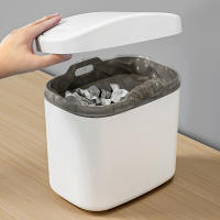 Small Mini Papelera De Escritorio Plástica Con Cubierta De Agitar Para El Hogar Y La Oficina Bins De Basura Doméstica Y Limpieza - details 4