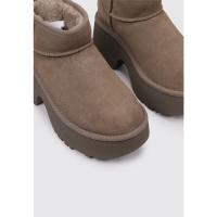 UGG Classic Ultra Mini New Heights  Botines De Tacón Mujer Taupe - details 1