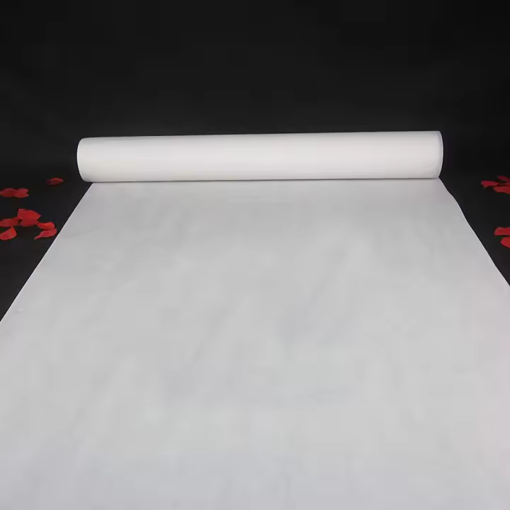 Carpetilla Blanca Antideslizante Para Corridos Interior Y Exterior Ideal Para Graduaciones Bodas Y Fiestas De Compromiso - 1