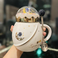 Taza De Cerámica Con Tapa Y Cuchara Serie Astronauta Regalo Creativo Para Negocios Eco-amigable Para Café Y Té Cumpleaños Y Fiestas Para Niñas - details 10
