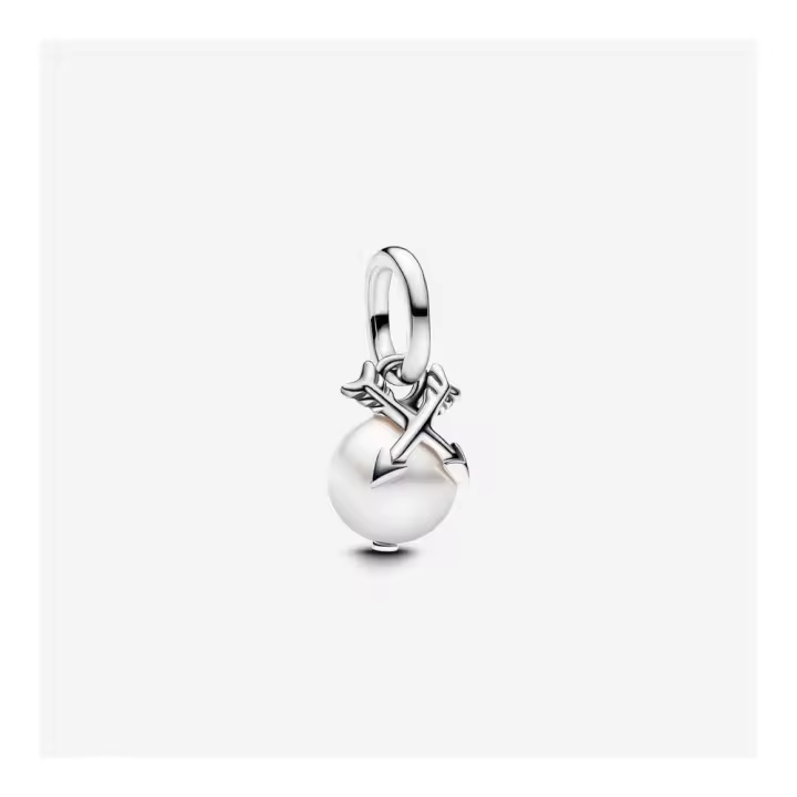 793687C01 - Charm Colgante Mini Pandora ME Perla y Flechas en Plata de Ley con Perla Cultivada de Agua Dulce 793687C01 PANDORA Raíz Novedades Joyas de Plata Joyas Pandora MUJER inicio Charm Pandora Colgantes de Plata Mujer Pandora Original - 1