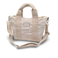 Bolso de Nylon de Amplia Capacidad en Varios Colores - Colección Primavera-Verano 2025 - Asas de Mano y Bandolera Regulable - Ligero y Cómodo para Diferentes Usos - details 2