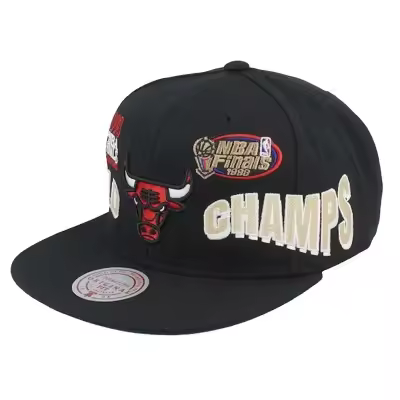 Gorra Mitchell and Ness Chicago Bulls World Champs Snapback Black HHSS7714-CBUYYPPPBLCK - 1