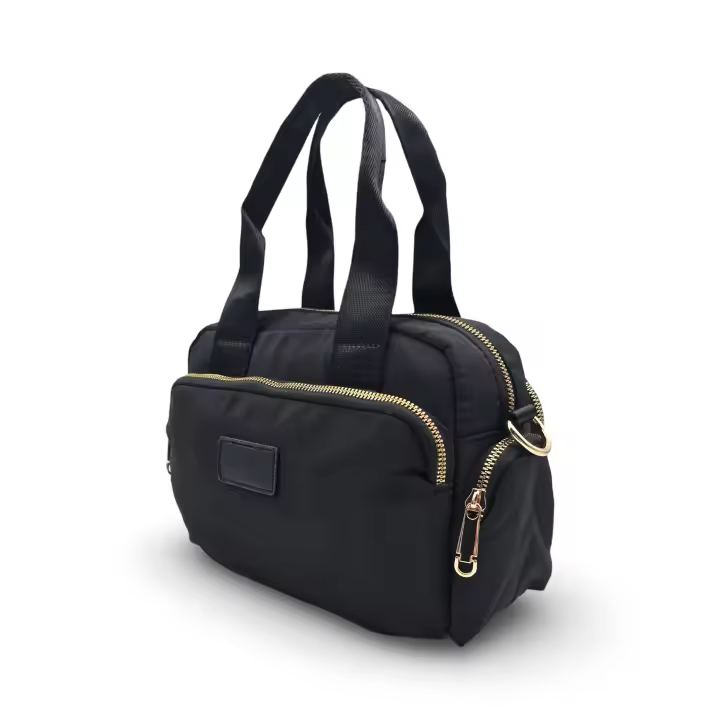 Bolso de mano en nylon para mujer con bandolera regulable y desmontable | Ligero, cómodo y resistente | Colección primavera-verano 2025 | Tejido lavable e impermeable | Negro y Beige disponibles, CAMAR. - 1