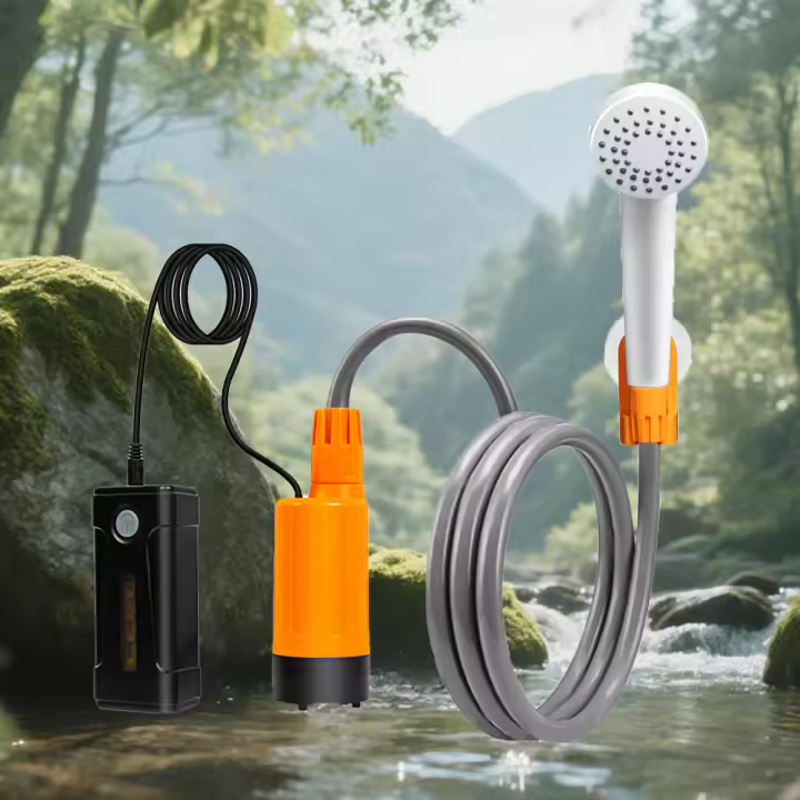 Kit de Ducha Exterior con Luz LED - IP7 Impermeable, Batería Recargable Magnética, 2 Velocidades, Tubo 1.8M, Ideal para aventuras al aire libre - 1