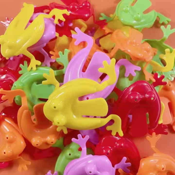 10/20Pcs Juguetes De Rana Saltarina En Color Sólido Juguete De Plástico Para Juego Familiar Y Alivio Del Estrés Regalo De Cumpleaños Para Niños - 1