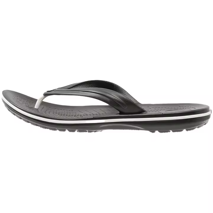 Zapatillas marca Crocs modelo 11033-001 para unisex en color negro - 1