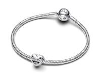 PANDORA Moments 793768 C01 - Abalorio de Plata de Ley con circonitas, compatible con plumas Moments, 8,9x10,2x10,9mm, Plata de Ley, Circonita cúbica, viene con El original embalaje de Caja de Giunte. - details 1