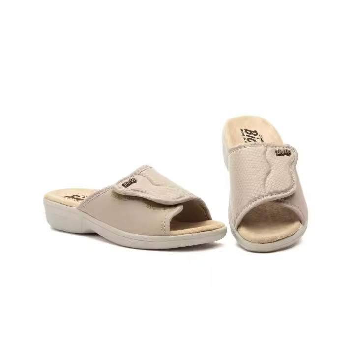 TS-1418 Negro -Beige y Azul Hecho en Italia Sandalias Mujer Licra Negro-Beige y azul BioUp Numeración: 35-41 Marca: BioUp zueco todo en licra planta de gel super comoda y cierre con velcro para mejor ajuste gran comodidad para todos los pies - 1