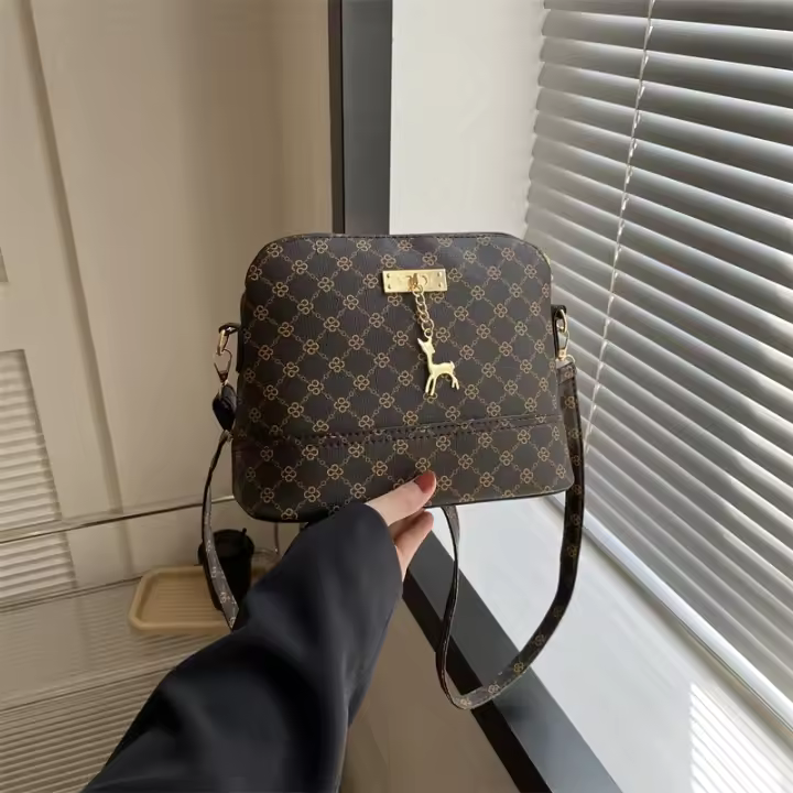 Bolso De Hombro Para Mujer En Cuero PU Con Colgante De Ciervo Y Forma De Concha Bolso Cruzado Pequeño Moda Bolsos - 1