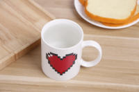 Taza De Café Cerámica Cambio De Color En Forma De Corazón De Durazno 330ML Diseño Creativo Regalo Preferido Para El Día Del Amor Taza Mágica Para Bebidas - details 9