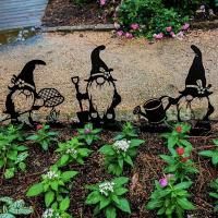 1pc Decoración De Jardín De Metal En Forma De Síntoma Navideño Grande Con Silueta De Gnome Para Adornar El Jardín Al Aire Libre - details 7