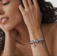 PANDORA Dijes de cristal rojo de Murano navideños, hechos a mano, regalo de cumpleaños para novia, multicolor, 793597C00 - details 0