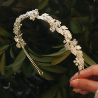 Diadema De Crystals Retro Con Flores Para Novia Accesorio De Cabello Hecho a Mano Adorno Para Fotos De Boda Para Mujeres - details 8