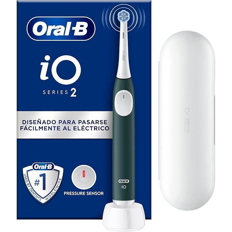 Oral-B iO 2 Cepillo de Dientes Eléctrico en varios colores; Verde y Negro. incluye 1 Cabezal, 1 Estuche De Viaje y1 Portarrecambios, 3 Modos De Cepillado, Sensor De Presión y Temporizador, Diseñado por Braun