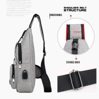 Bolso De Hombro Para Hombre Con Puerto USB Bolsa Transversal Deportiva Monedero Estilo Casual Tamaño 16x8x33cm - details 5