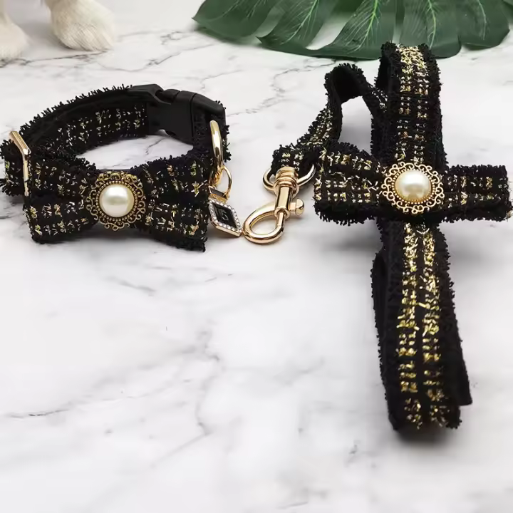 Correa Y Collar De Perro Con Encaje Y Perlas Vintage Para Pequeños Y Medianos Perros Con Cuello Ajustable Y Campanas Accesorios Para Mascotas - 1