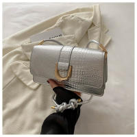 Bolso De Hombro Para Mujer En Cuero PU Textura De Cocodrilo Con Correa De Cordón Moda Bolso Cruzado Diseñador Regalo Versátil - details 3