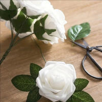 25pcs/Lote Rosa Artificial De PE De Alta Calidad Con Tallo Para Decoración De Boda Fiesta Cumpleaños Scrapbook Supplies - details 5