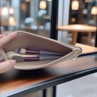 Bolso De Cosméticos Vintage De Silicona Impermeable Para Mujer Y Niñas Con Cierre De Cremallera Suave Organizador De Viaje Monedero De Monedas - details 2