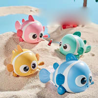 Juguetes De Baño Para Niños Con Peces Clowns En Cadena Que Corren Al Baño Juego En Agua Interacción Entre Padres E Hijos - details 0