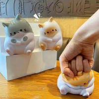 Nueva Juguete De Alivio Del Estrés Para Gatos Bola De Antiestrés SLOW RISING De Dibujos Animados Adorno De Mesa Fabricado En Tela Origen China - details 13