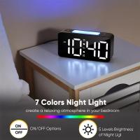 Reloj despertador extra grande para dormir demasiado, Reloj despertador digital para dormitorio, Reloj digital with Luz Nocturna de 7 Colores, Volumen ajustable, cable de carga USB para niños y adolescentes - details 6