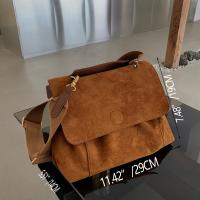 Bolso De Hombro Para Mujer De Velours Marrón Retro Gran Capacidad Versátil Para Otoño E Invierno Nueva Colección 2025 - details 8