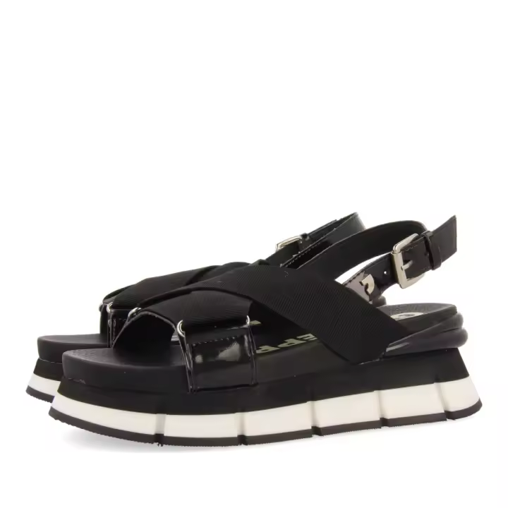 Sandalia Negra Plataforma Mujer Gioseppo con Tiras Cruzadas y Suela de 5.5 Cm - 1
