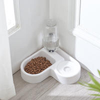 Tazón Automático Para Perros Y Gatos Capacidad Grande Dispensador De Agua Y Alimento Para Mascotas Pequeñas Y Grandes Forma Cuadrada Material Plástico - details 0