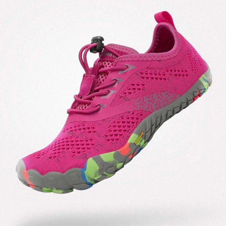 Niños Smart Ⅰ, color rosa fucsia Saguaro niña. Suela antideslizante y flexible, promoviendo un desarrollo saludable del pie. Diseñado para niños activos que prefieren la libertad de ir descalzos, ofrece una tracción excepcional para jugar y explorar.