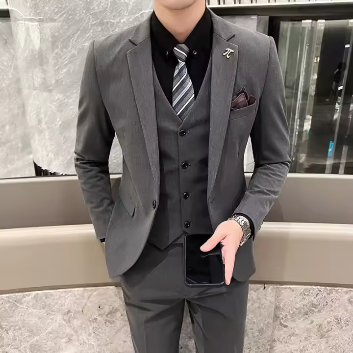 Traje De Boda Elegante Y Casual Para Hombres Estilo Británico Coreano Slim Conjunto De Chaqueta Chaleco Y Pantalones Para Oficina Y Celebraciones - 1