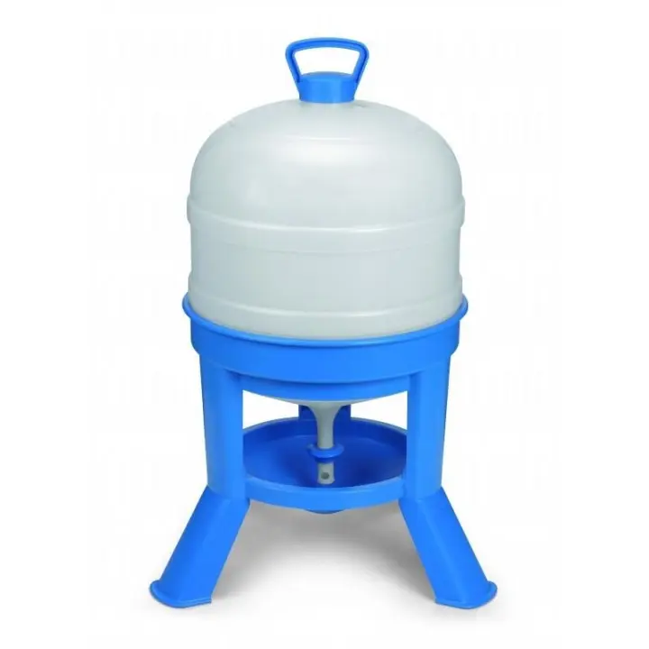 Bebedero con Patas para Gallinas 30 LITROS COPELE Bebedero para gallinas con capacidad de 30 litros y fabricado totalmente en plástico de alto impacto, que garantiza una gran resistencia y durabilidad - 1