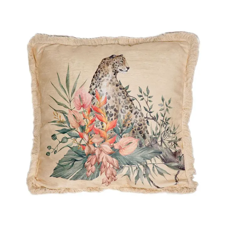 Cojín con Relleno de 400gr Estampado de Tigres con Flecos en Color Crema Savage - Poliéster - Medidas 45*45*10 - Presume de Casa - 1