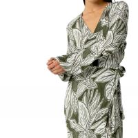 Vestido de Tiffosi con escote cruzado y lazo, manga larga con elástico en los puños, corte regular fit. - details 5