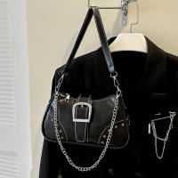 Bolso De Hombro Para Mujer Moda Con Adorno De Cadena Estilo Cool Negro Bolso De Axila De Motociclista Calidad Superior Para Damas Y Niñas - details 0