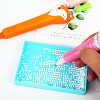 Bolígrafo De Puntos De Diamante 5D Multifuncional Para Decoración De Manualidades Y Relax Con Imagen De Dibujos Animados Bonitos Herramienta De Punto De Diamante DIY - details 5