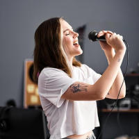 Micrófono Dinámico Con Cable Para Karaoke Y Conferencias Uso Multifuncional Para Presentaciones En KTV Y Cantidades - details 9