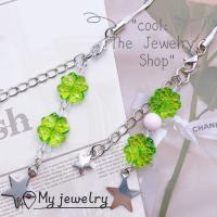 20pcs Cuentas De Acrílico Transparentes De Four-Leaf Clover Verde Con Agujero Recto Para Cadena De Teléfono Collar Pulsera 13mm - details 2