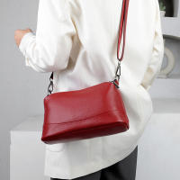 Nueva Moda Bolso De Hombro Para Mujer En Cuero PU Diseñador Marca De Lujo Bolsos De Mujer Estilo Messenger Versátil Tapa Con Cierre De Cremallera Y Hebilla - details 7